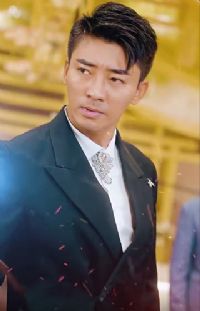 ����̾��